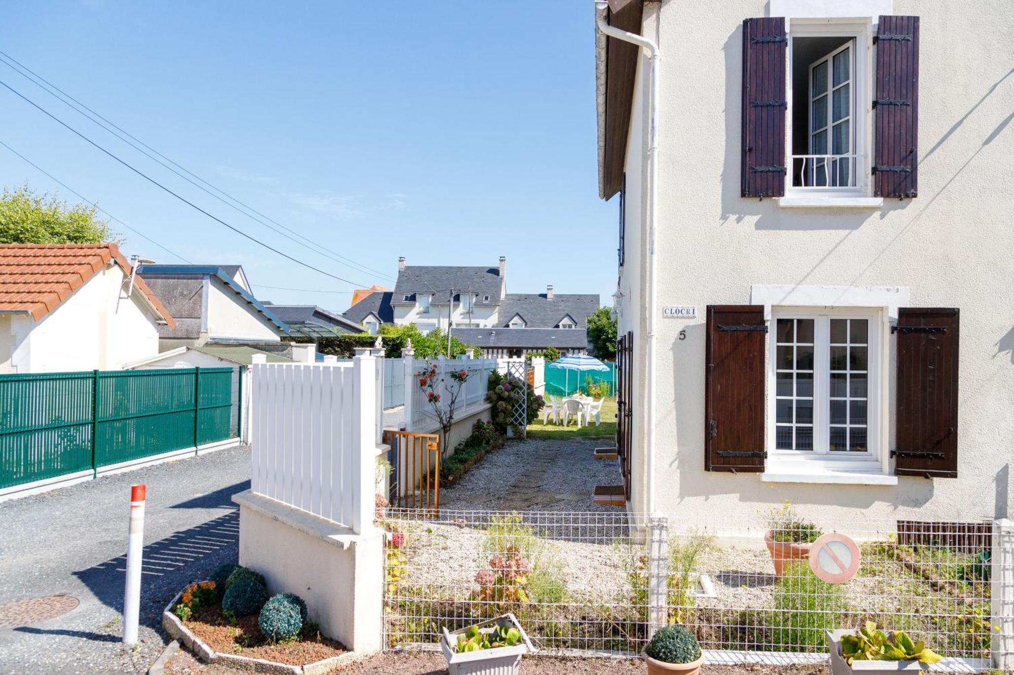 La Maison Cabourgeaise Proche Mer Exterior foto